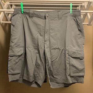 L.L. Bean Mens Nylon Gray Cargo Shorts Size XL